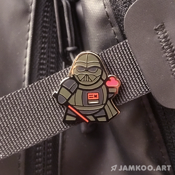 Vader's Cupcake - Pin - JAMKOO